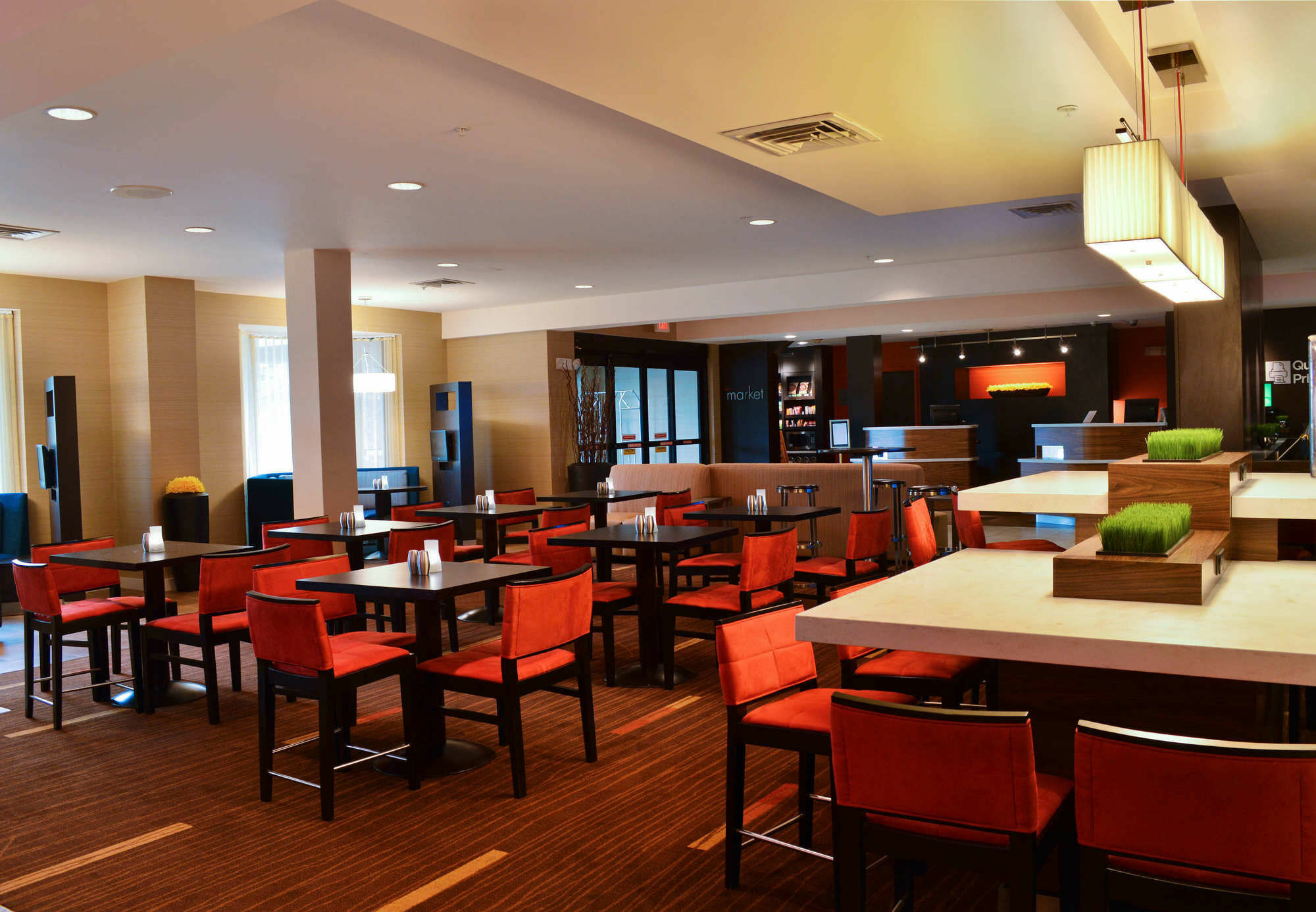 Courtyard By Marriott Concord Hotel Exterior photo